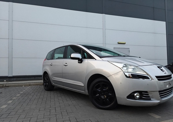 Peugeot 5008 cena 18900 przebieg: 217300, rok produkcji 2011 z Ustka małe 562